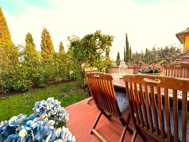 Foto Villa a schiera a Rosignano Marittimo Castiglioncello di 130 m²
