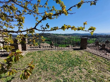 Foto Villa singola in Via del Mortaro snc, Amelia Centro di 300 m²