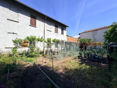 Foto Appartamento in Via sant'antonio 75, Parabiago Centro di 100 m²
