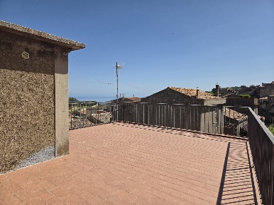 Foto Casa indipendente in Via VITTORIO EMANUELE III 169, Basicò di 200 m²