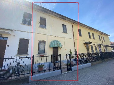 Foto Casa indipendente in Via rovelleto 29, Gambolò Centro di 101 m²