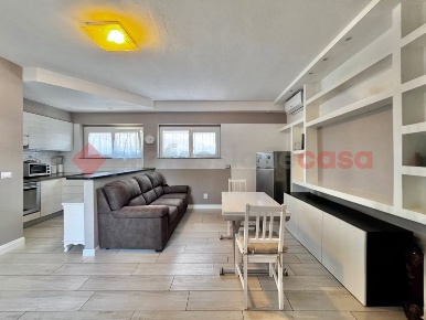Foto Appartamento in Golasecca, Sesto Calende Centro di 44 m² con 1 locali