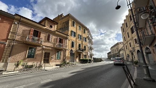 Foto Appartamento in Via Antonio Fratti 26, Marino Centro di 64 m²
