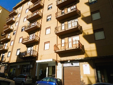Foto Appartamento in Via Dante 40/bis, Agrigento di 124 m² con 3 locali