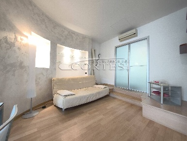 Foto Appartamento in Via Enrico Petrella, Firenze di 55 m² con 2 locali