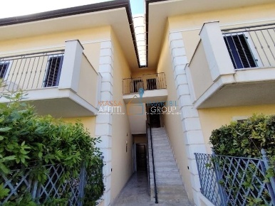 Foto Appartamento in Via Fiume 53, Massa Marina di Massa Centro di 80 m²
