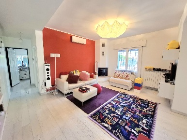 Foto Villa bifamiliare in Via Pietro Mascagni 64, Rovigo San Pio X