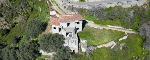 Foto Casa indipendente in Via delle Ginestre, Ventimiglia Grimaldi, Mortola
