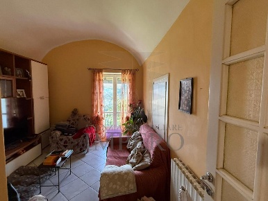 Foto Appartamento in Via Matteotti 5, Perinaldo di 64 m² con 3 locali