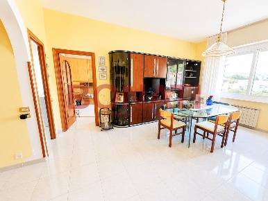 Foto Appartamento a La Spezia La Scorza - Fossitermi di 95 m² con 4 locali