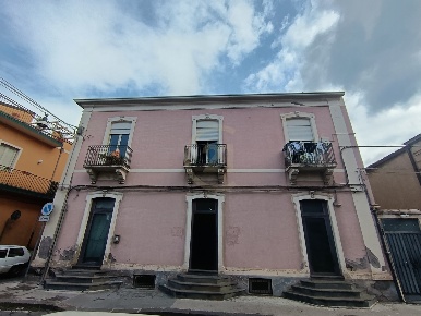 Foto Appartamento in Via Vittorio Emanuele 72, Biancavilla di 129 m²