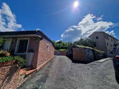 Foto Villa unifamiliare a Carrara Fontia, Fossola, Fossone di 500 m²