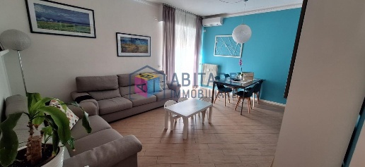 Foto Appartamento a Livorno Fabbricotti di 117 m² con 5 locali in vendita