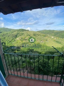 Foto Appartamento a Massa e Cozzile Massa di 70 m² con 3 locali in vendita