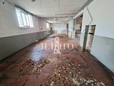 Foto Laboratorio a Campi Bisenzio Capalle, La Villa, Esselunga di 262 m²