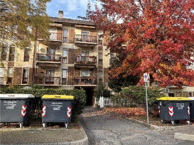 Foto Box a Novi Ligure di 16 m² con 1 locali in vendita