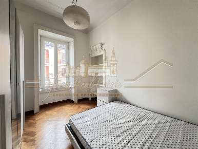 Foto Appartamento in Via Spartaco, Milano Montenero di 125 m² con 4 locali