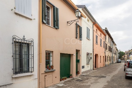 Foto Case semi ndipendenti in via bacchi, Bagnara di Romagna di 187 m²