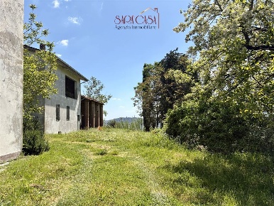 Foto Rustico a Castrocaro Terme e Terra del Sole di 700 m² con 10 locali