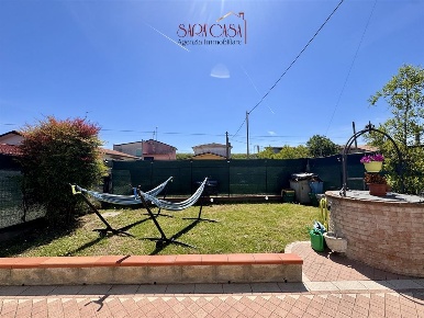 Foto Casa indipendente in via Borgo Felice Cavallotti, Alfonsine di 120 m²