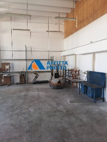 Foto Capannone industriale in VIA EMILIA, Savignano sul Rubicone di 1000 m²
