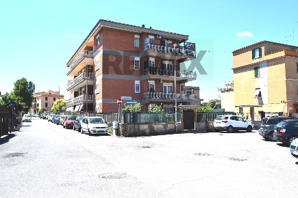 Foto Posti auto in Via dell'Usignolo 16/B, Roma Tor Tre Teste - Torre Maura