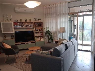 Foto Appartamento in Via Evangelista Di Blasi 91/93, Palermo di 117 m²