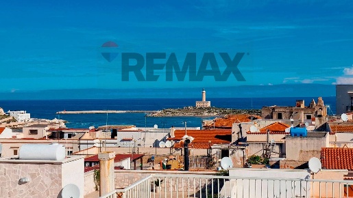 Foto Appartamento in Via Diaz 32, Vieste Centro di 79 m² con 3 locali