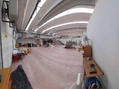 Foto Locale commerciale a Cortona di 3500 m² con 12 locali in vendita