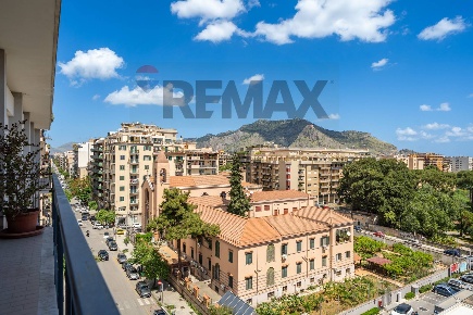 Foto Appartamento in Via Terrasanta 58, Palermo Notarbartolo - Sciuti