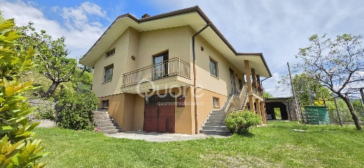 Foto Casa indipendente in VIA BOSSO 7, Buja Buia di 229 m² con 7 locali