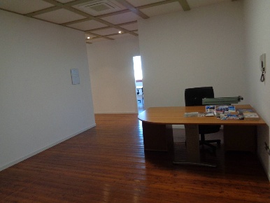 Foto Laboratorio in Via Della Pace 3, Gambettola di 188 m² con 3 locali