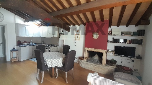 Foto Appartamento a Foligno Centro Storico di 60 m² con 2 locali in affitto
