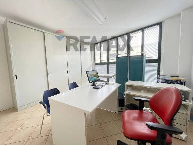 Foto Ufficio in Mura Occidentali 11/q, Jesi Viale della Vittoria di 45 m²