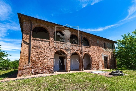 Foto Rustico in case sparse 3, Buonconvento di 1100 m² con 25 locali