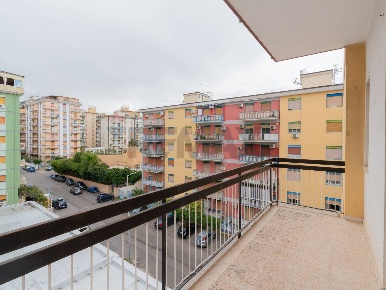 Foto Appartamento in Via Generale Alberico Albricci 28, Palermo Sperone