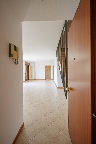 Foto Appartamento in via marmolada 14/4, Montebelluna Centro di 130 m²