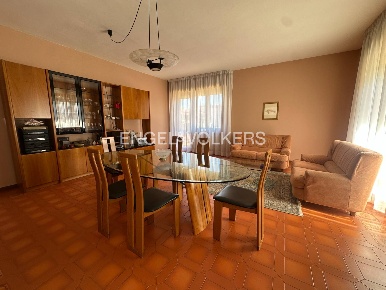 Foto Appartamento in Via Seneca 23, Pescara Porta Nuova di 198 m²