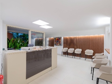 Foto Ufficio in Via Paolo Paternostro 94, Palermo di 95 m² con 4 locali