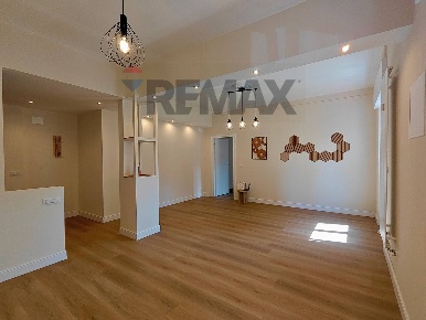 Foto Appartamento in Via Paleocapa 31, Genova Castelletto di 94 m²