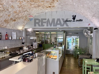 Foto Bar in Viale Medaglie d'Oro, Modica Modica Bassa di 75 m² con 3 locali