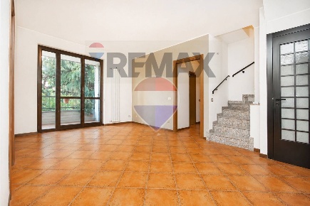 Foto Appartamento in via Gemona 4, Cernusco sul Naviglio Centro di 108 m²