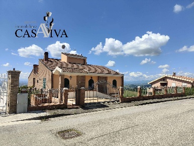 Foto Appartamento in Via D. Alighieri 5, Acquaviva Picena di 365 m²