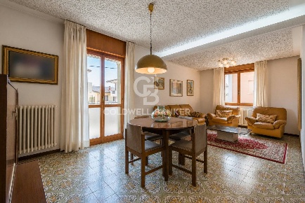 Foto Appartamento in Via Giambattista Morgagni 5, Rimini di 120 m²