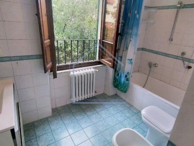 Foto Appartamento a Montecatini-Terme di 135 m² con 6 locali in vendita