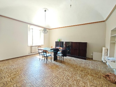 Foto Appartamento a Ponsacco Centro di 130 m² con 7 locali in vendita