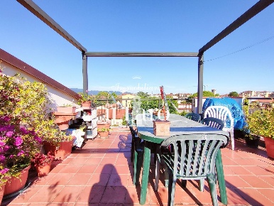 Foto Attico a Pisa Santa Maria di 160 m² con 6 locali in vendita