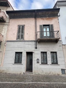 Foto Appartamento a Cislago di 106 m² con 2 locali in vendita