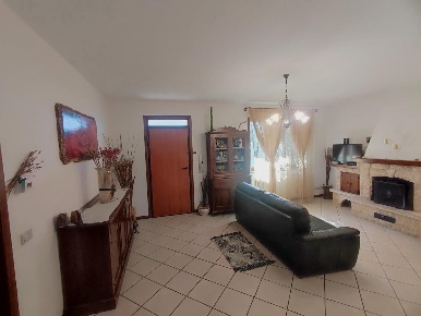 Foto Villa a schiera a Terricciola Centro di 140 m² con 5 locali in vendita