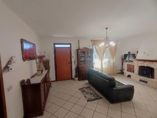 casa indipendente in vendita a Terricciola